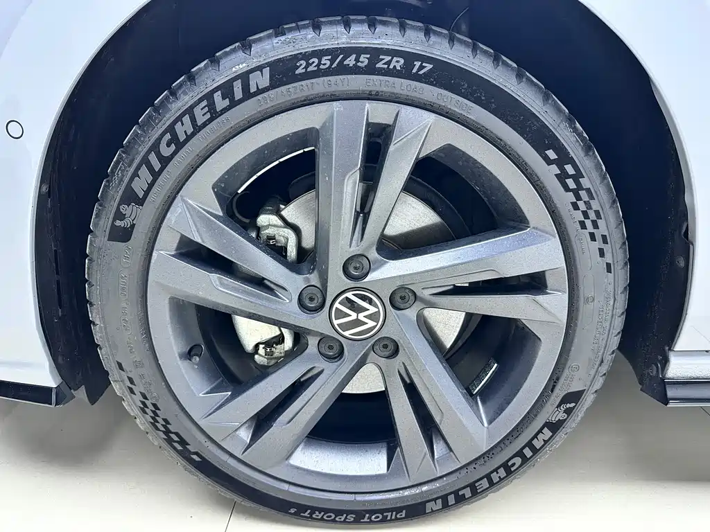 Volkswagen Golf — миниатюра 15