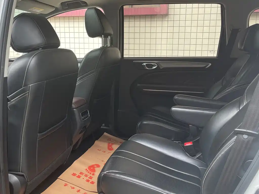 GAC Motor Trumpchi M6 — миниатюра 5