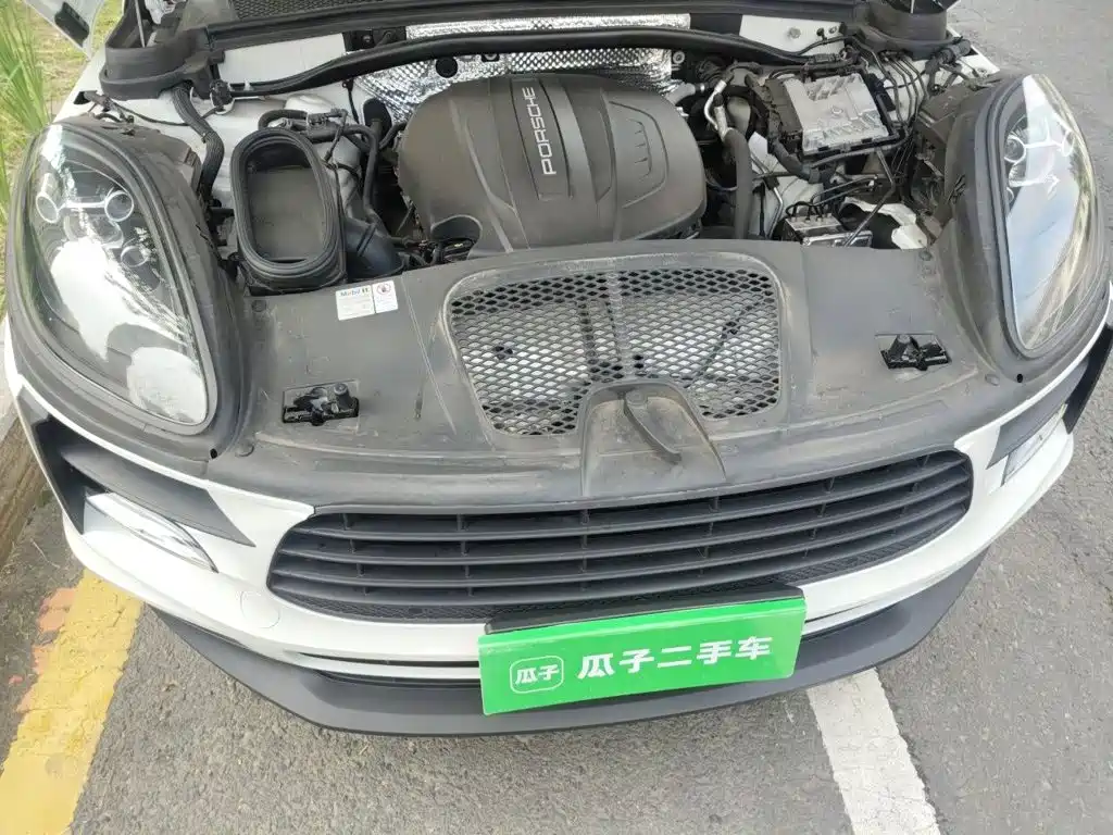 Porsche Macan — миниатюра 11