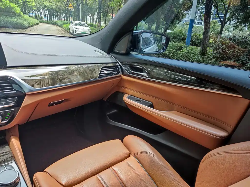 BMW 6 Series GT — миниатюра 12