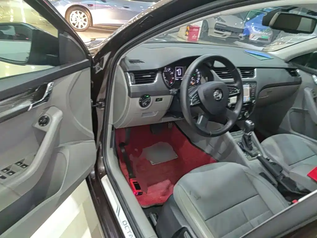 Skoda Octavia — миниатюра 16