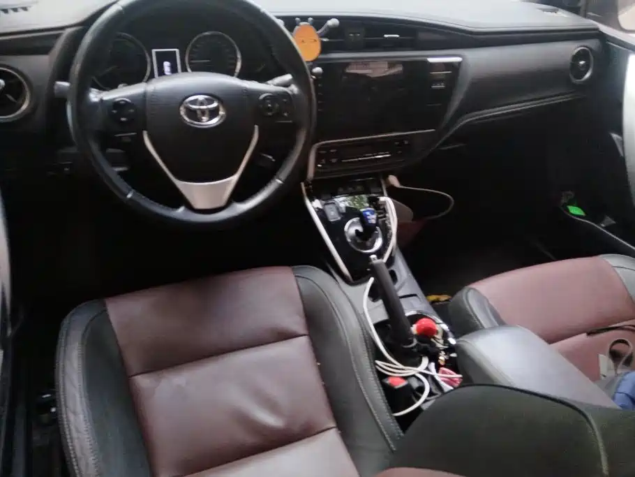 Toyota Corolla — миниатюра 12