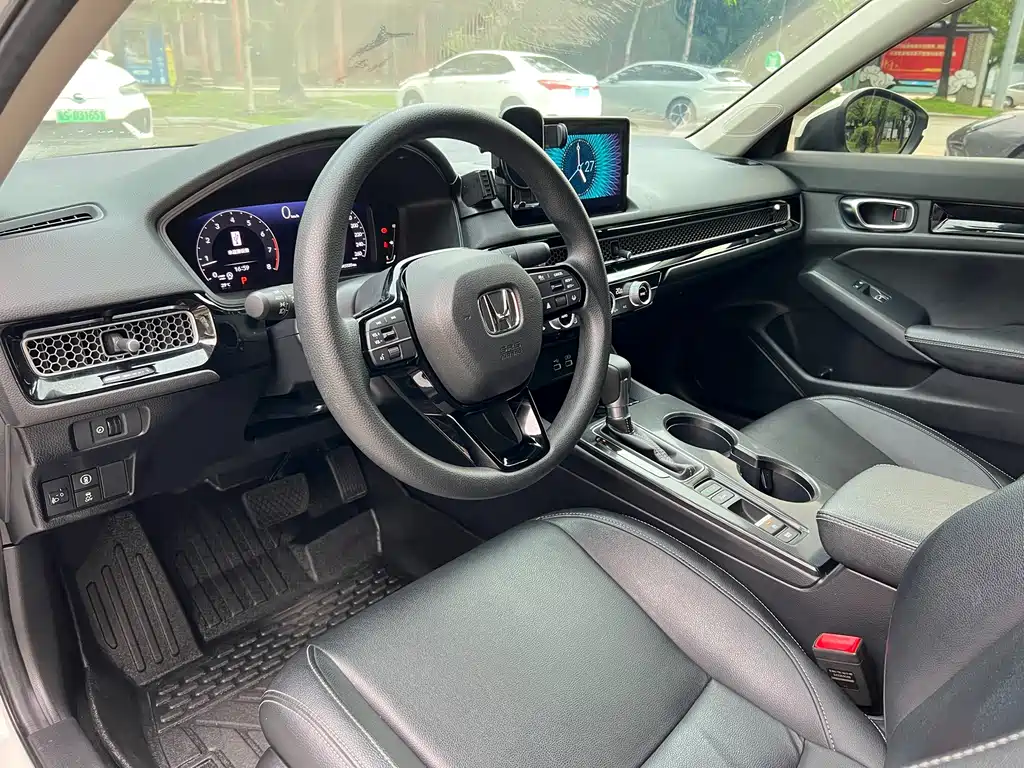 Honda Civic — миниатюра 9