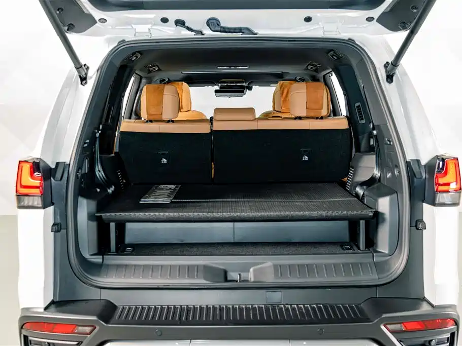 Lexus LX — миниатюра 26