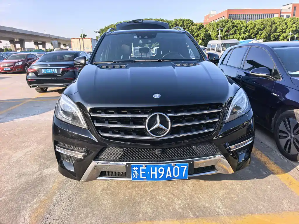 Mercedes-Benz M-Class — миниатюра 2