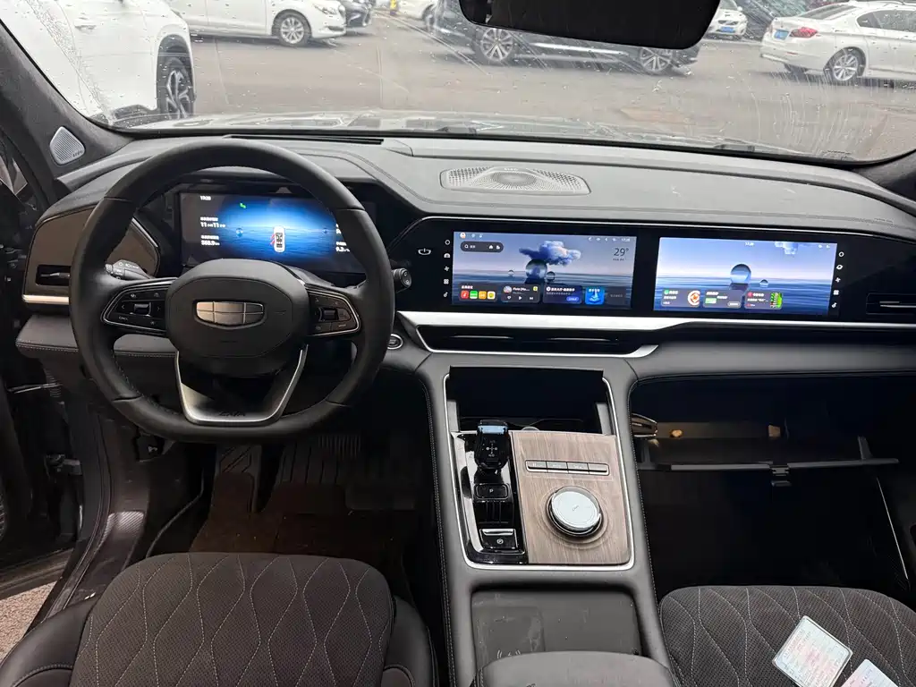 Geely Xingyue L — миниатюра 10