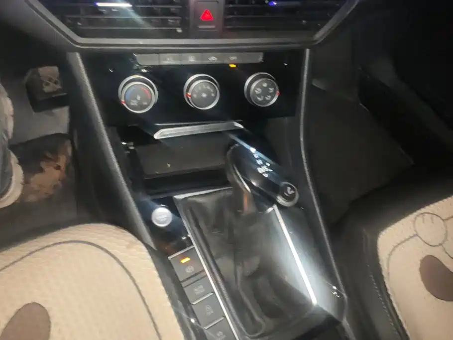 Volkswagen Sagitar — миниатюра 16