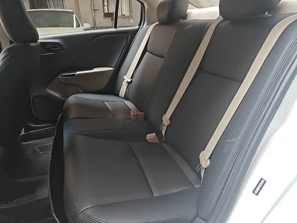 Honda City — миниатюра 17