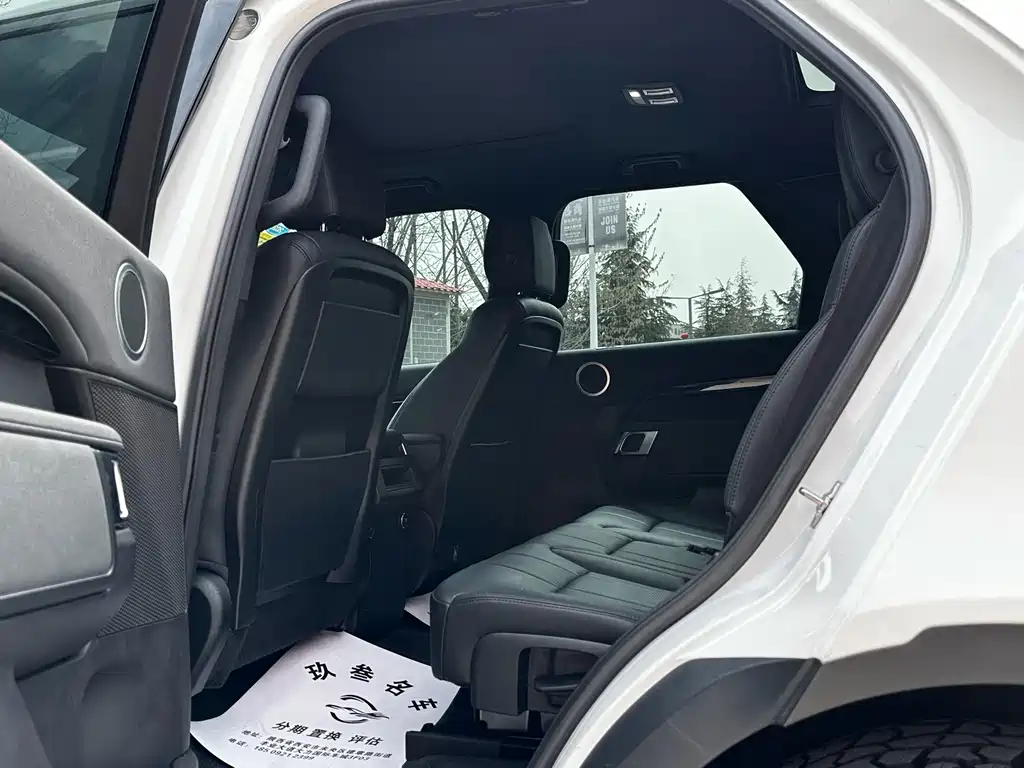 Land Rover Discovery — миниатюра 12