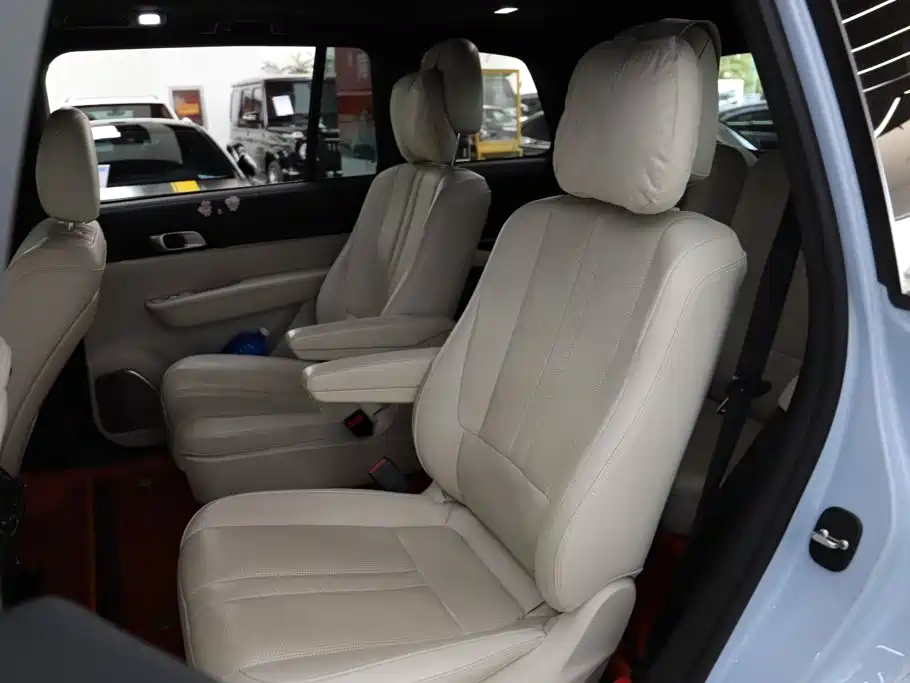 Li Auto Li ONE — миниатюра 7