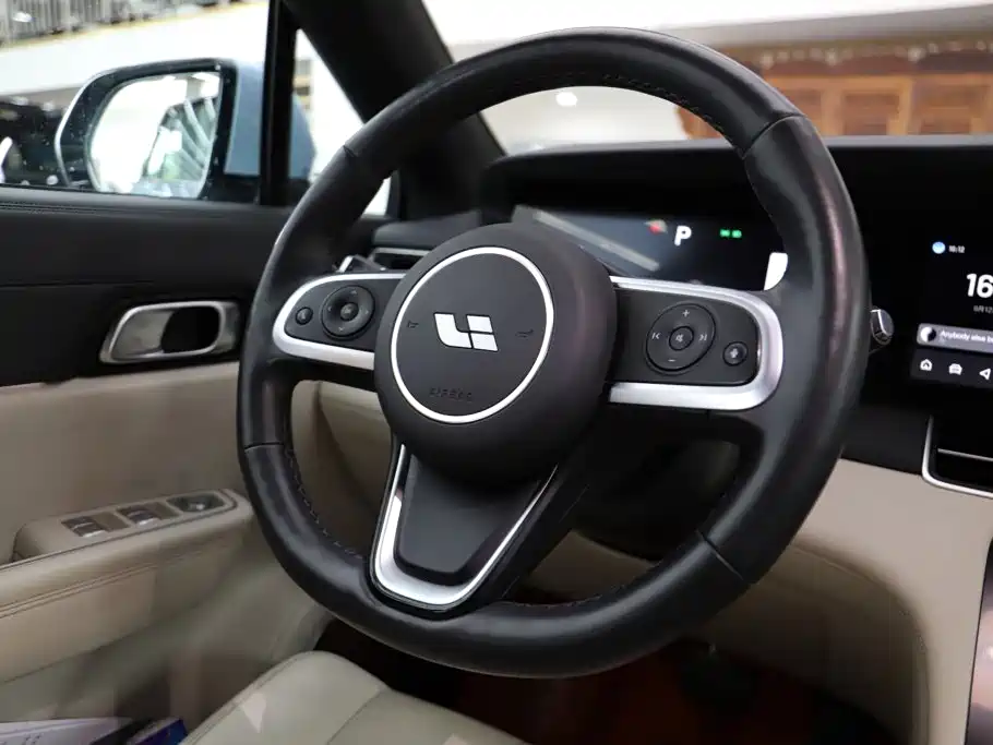 Li Auto Li ONE — миниатюра 9