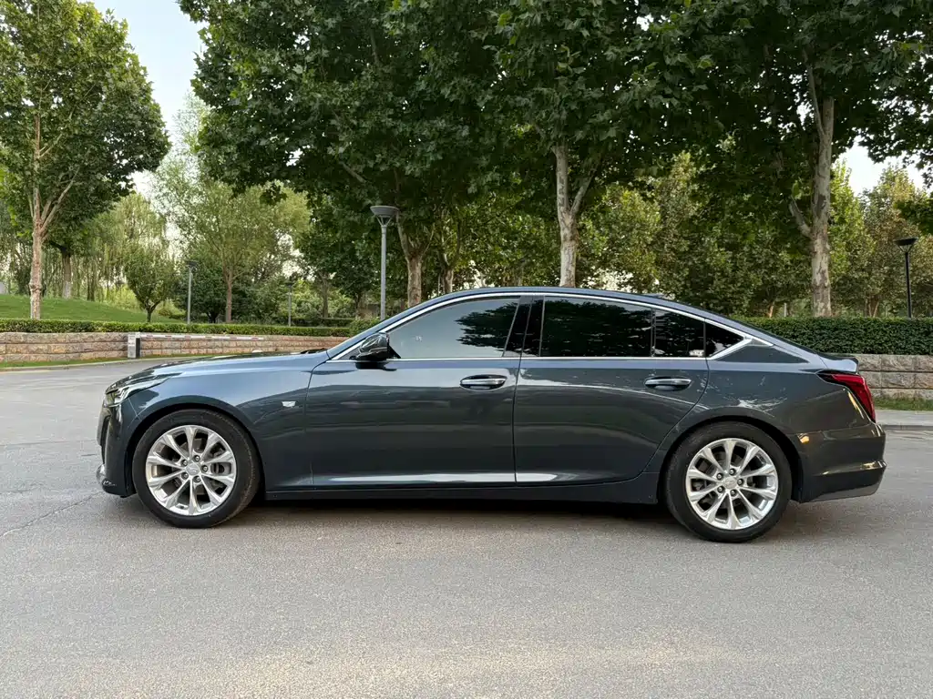 Cadillac CT5 — миниатюра 7
