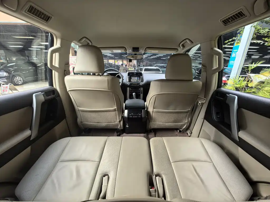 Toyota Prado (Import) — миниатюра 5