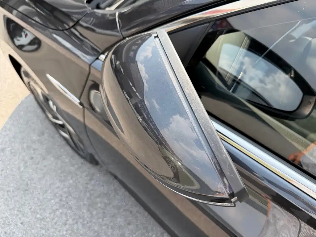 Volkswagen Sagitar — миниатюра 24