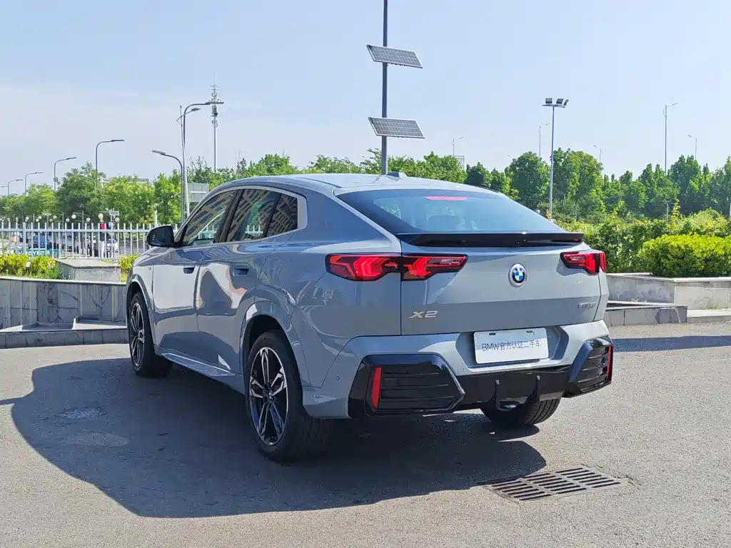 BMW X2 2023 sDrive 25i