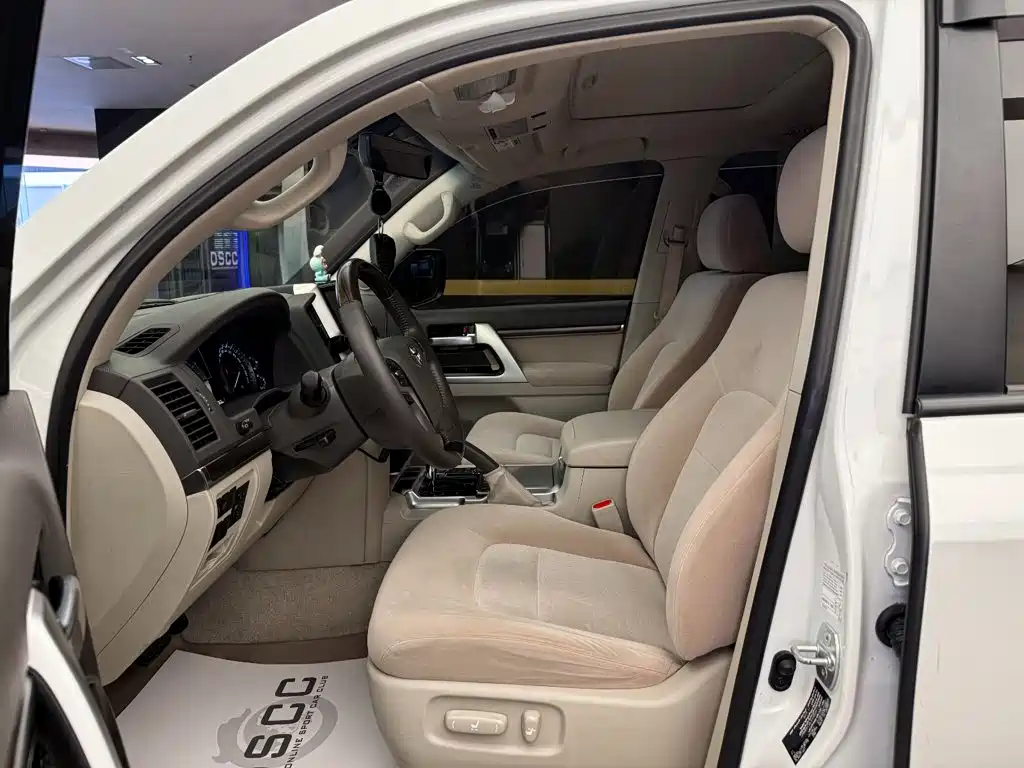 Toyota Land Cruiser — миниатюра 7