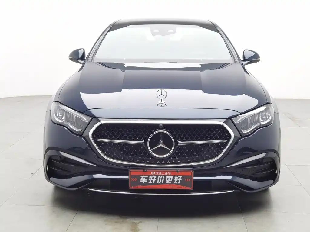 Mercedes-Benz E-Class — миниатюра 3