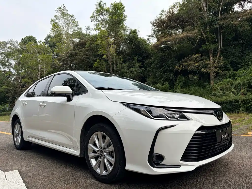 Toyota Corolla — миниатюра 3