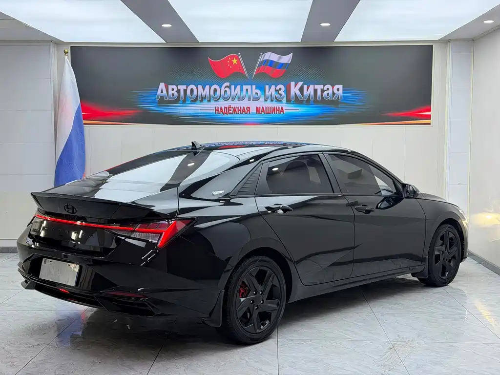 Hyundai Elantra — миниатюра 4