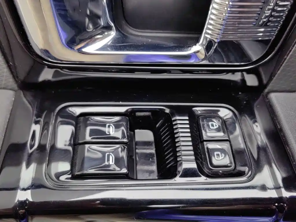 Baojun KiWi EV — миниатюра 9