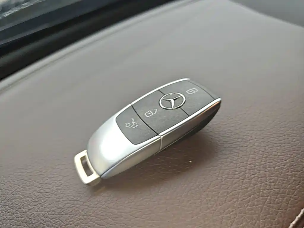 Mercedes-Benz GLC — миниатюра 9