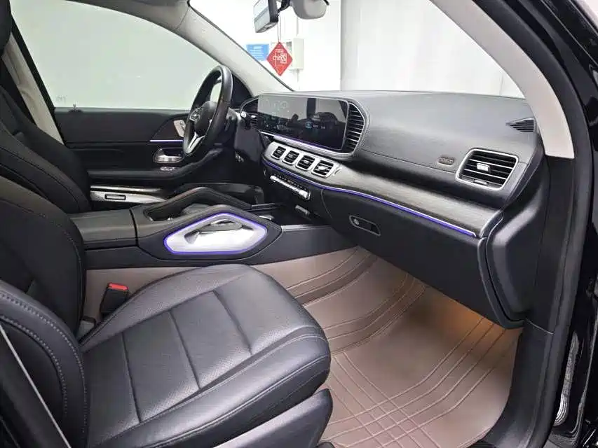Mercedes-Benz GLE (Import) — миниатюра 17