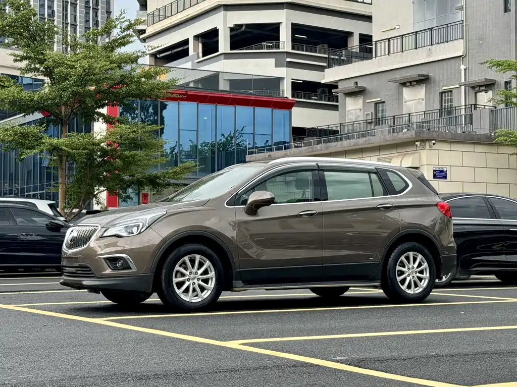 Buick Envision Plus — миниатюра 5