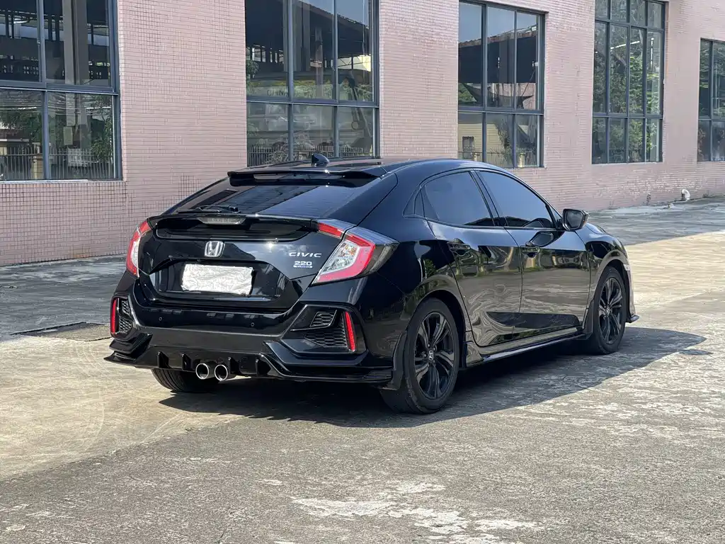 Honda Civic — миниатюра 8
