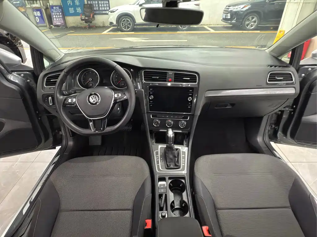 Volkswagen Golf (Import) — миниатюра 8