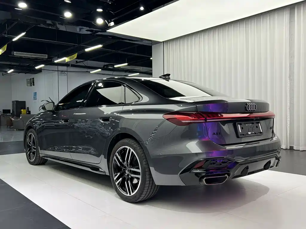 Audi A5L — миниатюра 9