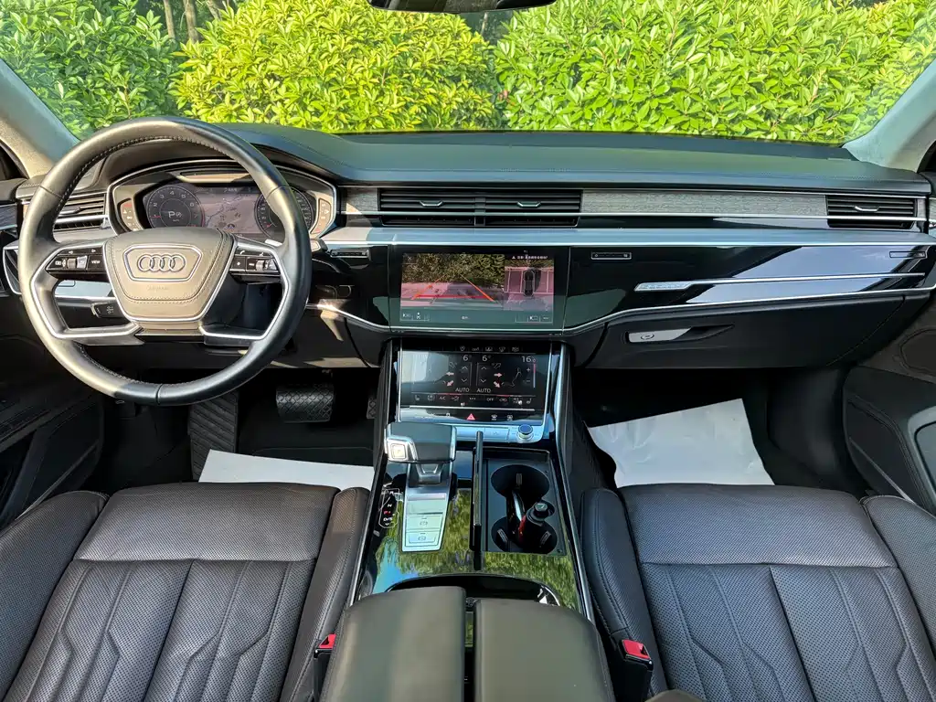 Audi A8 — миниатюра 10