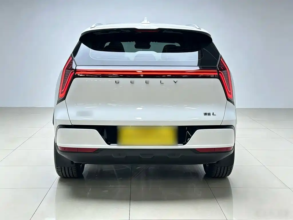 Geely Boyue L — миниатюра 14