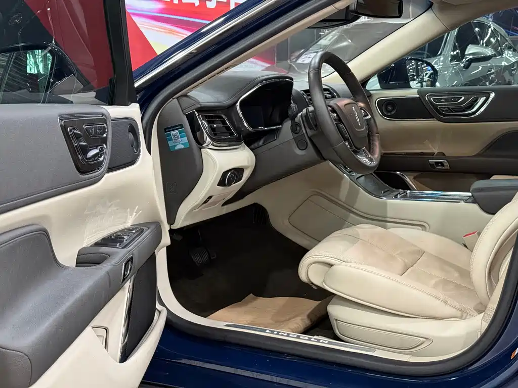 Lincoln Continental — миниатюра 7