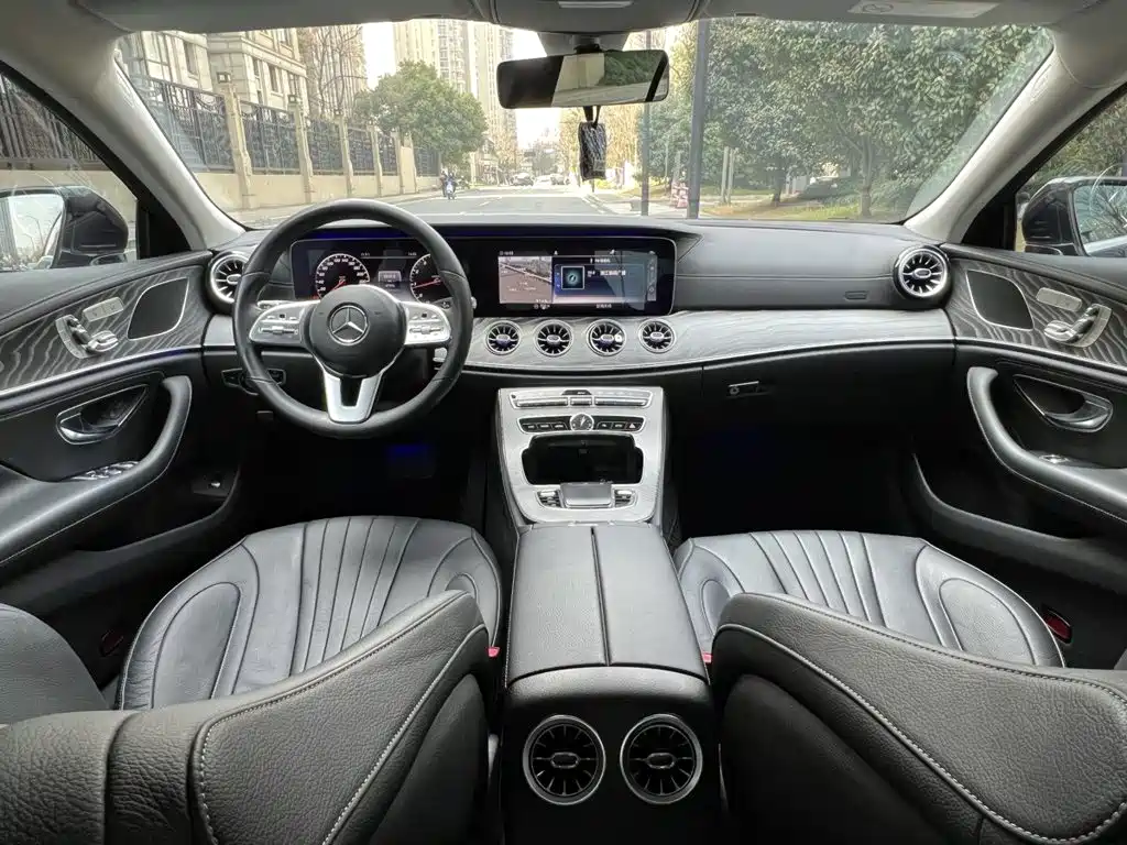 Mercedes-Benz CLS — миниатюра 11