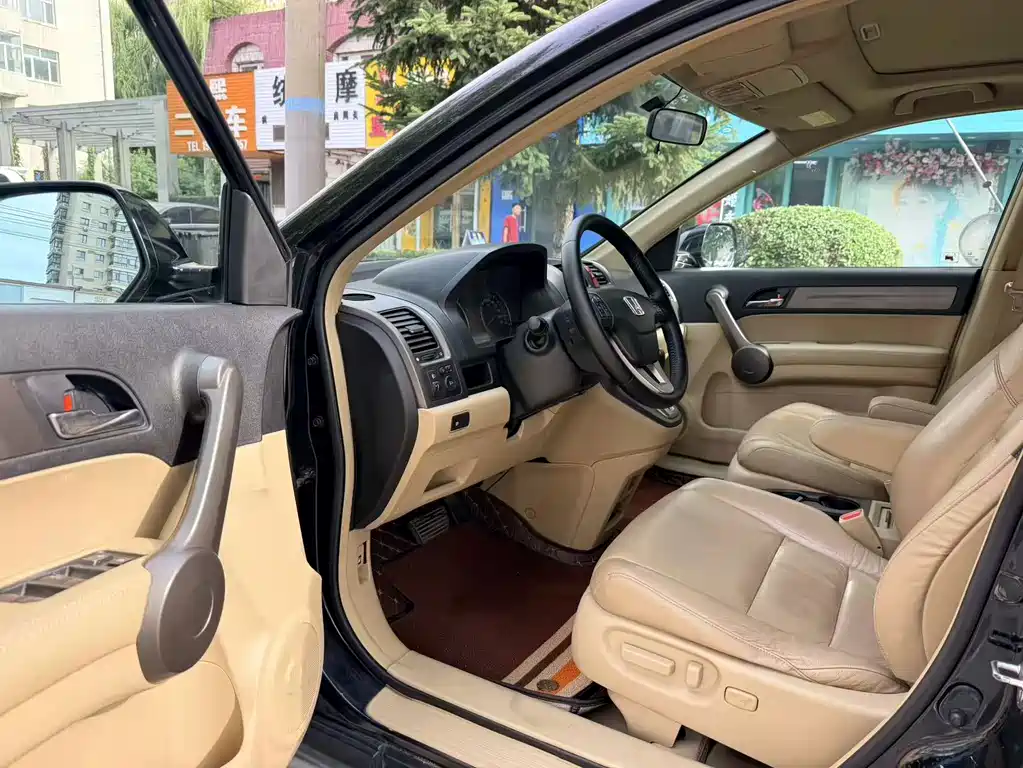 Honda CR-V — миниатюра 8
