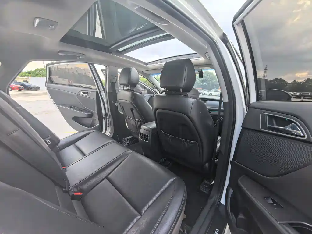 Hyundai Mistra — миниатюра 14