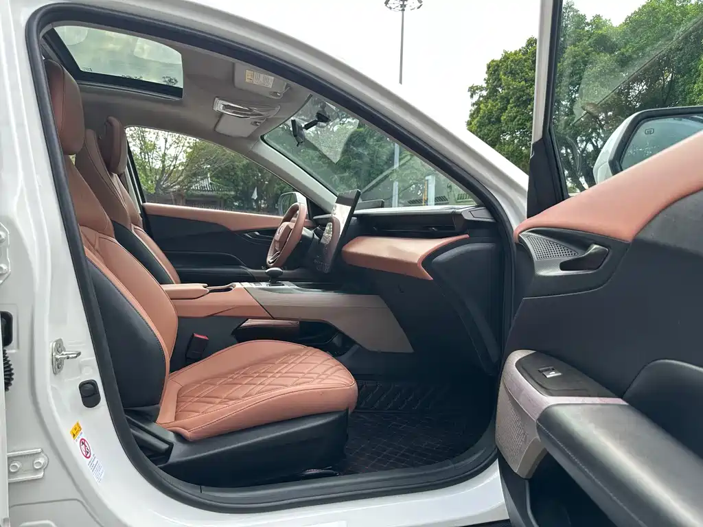 Changan Eado — миниатюра 12