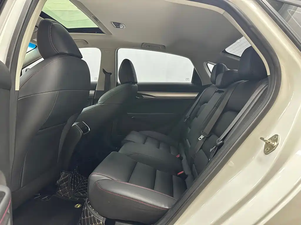 Geely Binrui — миниатюра 15