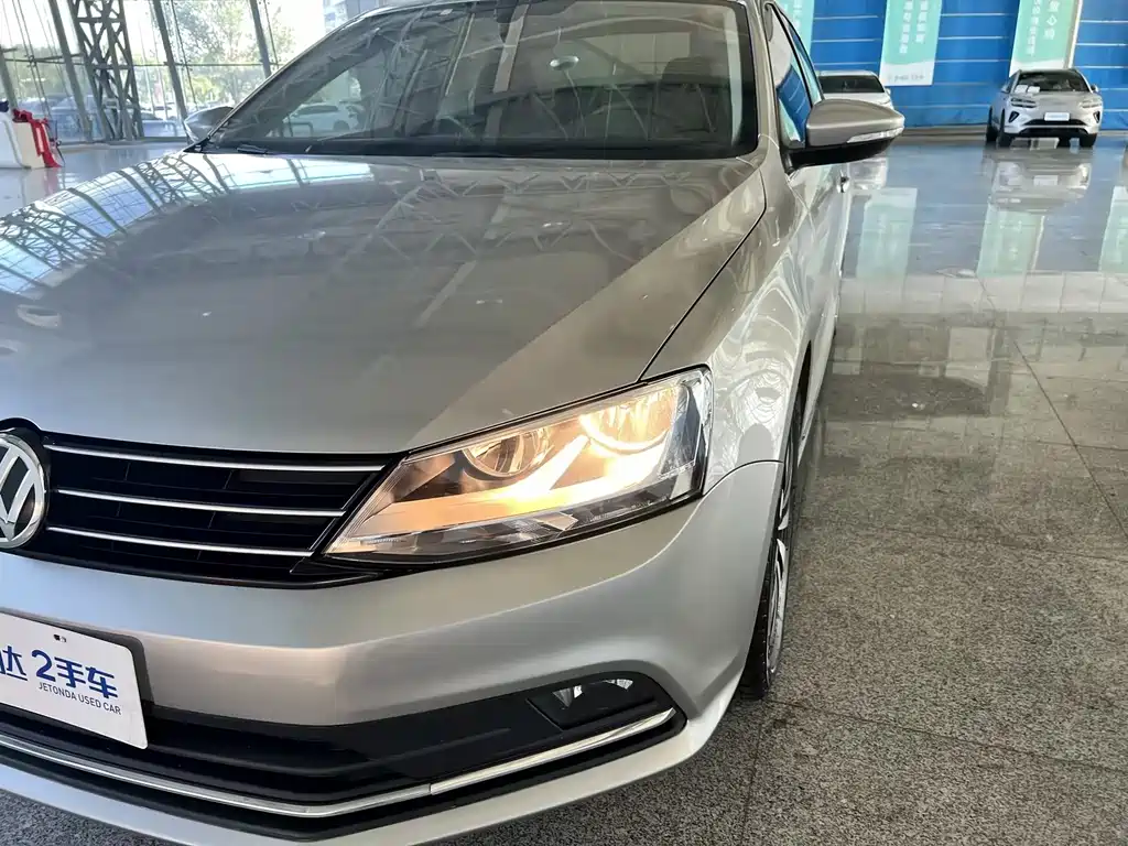 Volkswagen Sagitar — миниатюра 29