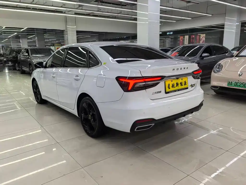 ROEWE I6 MAX NEW ENERGY