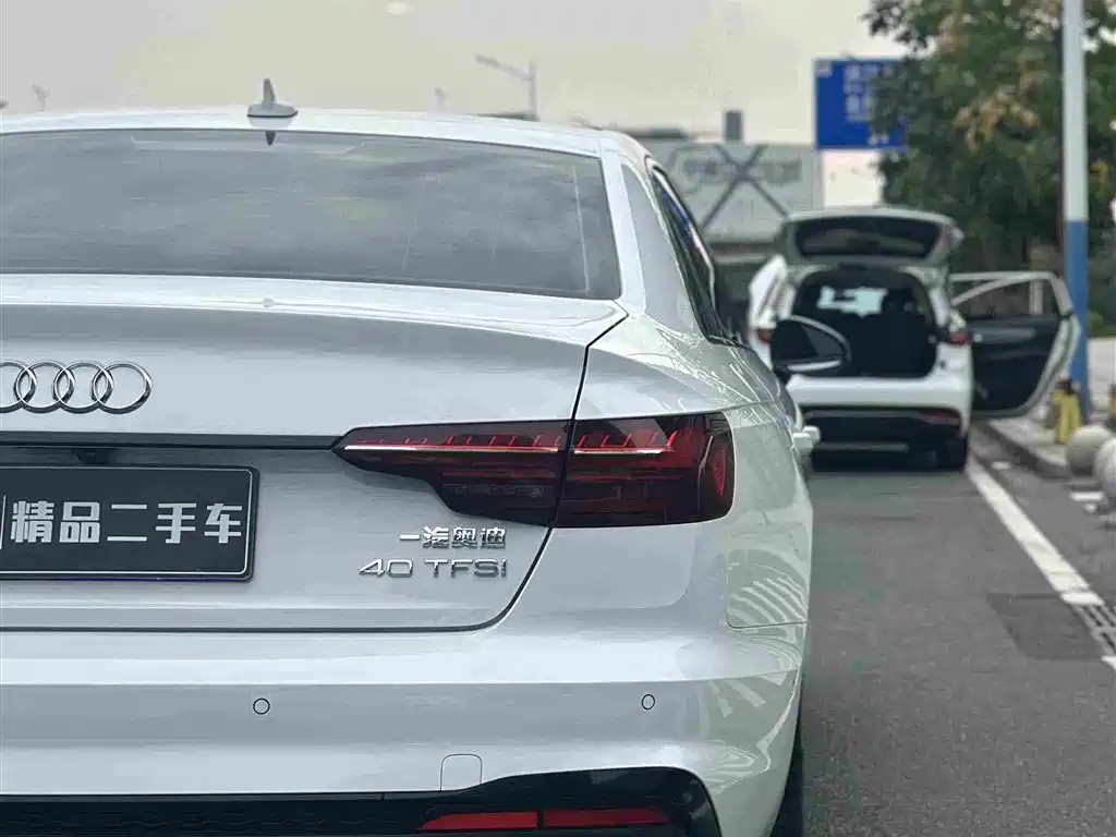 Audi A4L — миниатюра 11