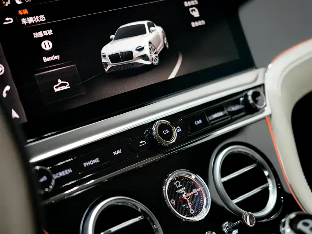 Bentley Continental PHEV — миниатюра 17