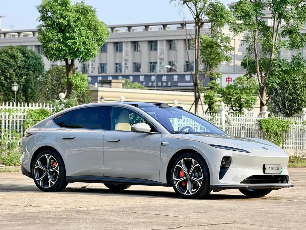 NIO ET5 — миниатюра 2