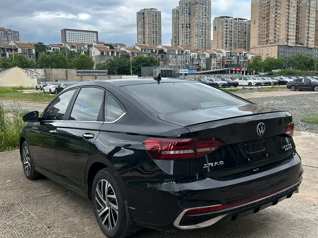 Volkswagen Lavida — миниатюра 7