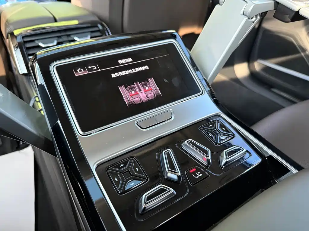 Audi A8 — миниатюра 27