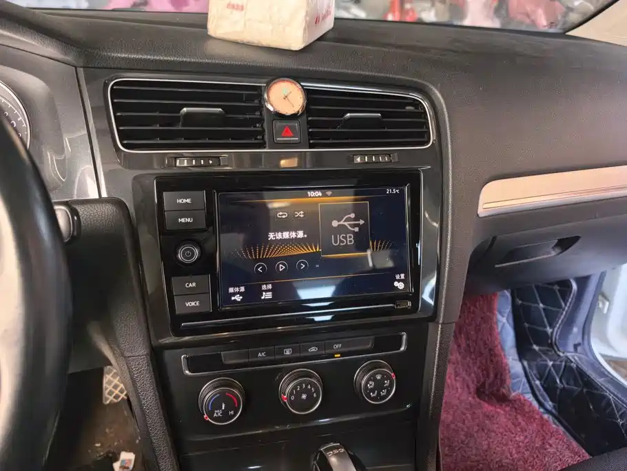 Volkswagen Golf — миниатюра 13