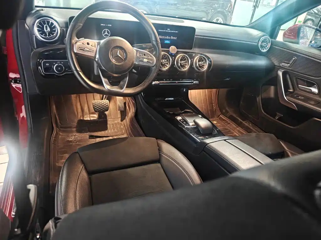 Mercedes-Benz A-Class — миниатюра 10