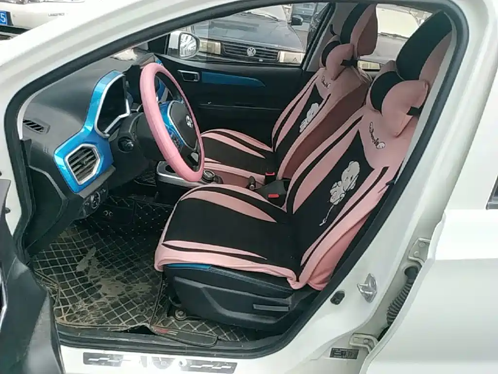 BAIC New Energy EC3 — миниатюра 15