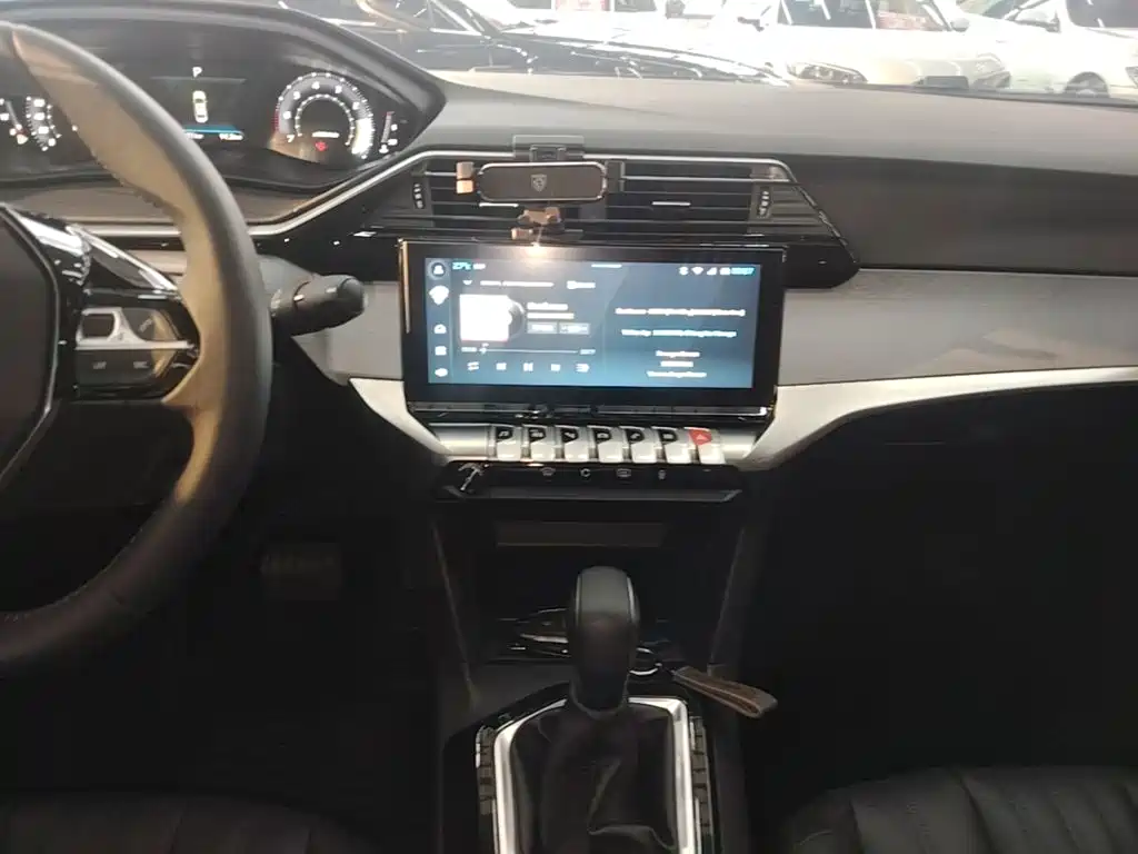 Peugeot 408 — миниатюра 13