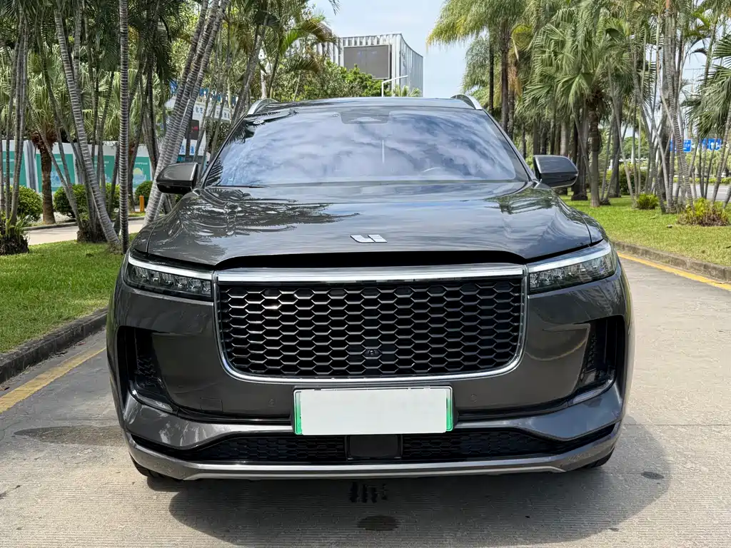 Li Auto Li ONE — миниатюра 2